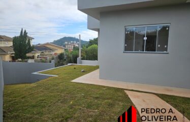 Belíssima casa 02 dormitórios e 145m² de área útil recém construída em Serra Negra – SP