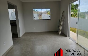 Belíssima casa 02 dormitórios e 145m² de área útil recém construída em Serra Negra – SP