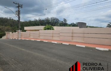 Casa dos sonhos 04 dormitórios e 685m² de área Construída em Serra Negra – SP