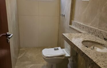Belíssima e moderna casa 03 dormitórios e 397m² de área total em Serra Negra – SP