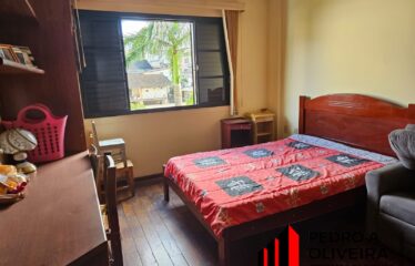 Amplo Apartamento 03 dormitórios e 130m² de área útil no centro de Serra Negra – SP