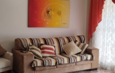 Apartamento 03 dormitórios e 120m² de área útil no centro de Serra Negra – SP