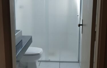 Apartamento 03 dormitórios e 120m² de área útil no centro de Serra Negra – SP