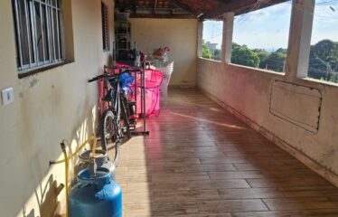 Duas casas no mesmo terreno no bairro Nova Serra Negra em Serra Negra – SP