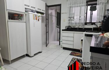 Apartamento 02 dormitórios e 85m² de área útil no centro de Serra Negra – SP