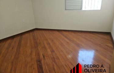 Casa 02 dormitórios e 100m² de área útil no centro de Serra Negra – SP