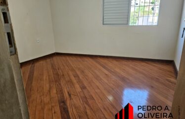 Casa 02 dormitórios e 100m² de área útil no centro de Serra Negra – SP