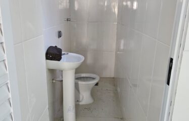 Casa 02 dormitórios e 100m² de área útil no centro de Serra Negra – SP