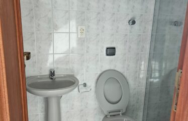 Amplo Apartamento 03 dormitórios e 182m² de área útil no centro de Serra Negra – SP