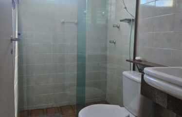 Apartamento 02 dormitórios e 67m² de área útil próximo ao centro em Serra Negra – SP