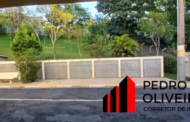 Apartamento 02 dormitórios e 67m² de área útil próximo ao centro em Serra Negra – SP