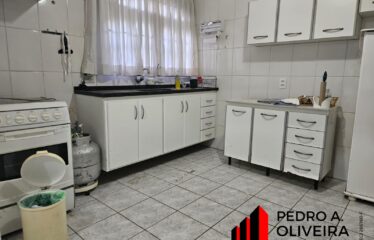 Chácara 03 dormitórios e 1753m² de área total no centro de Serra Negra – SP