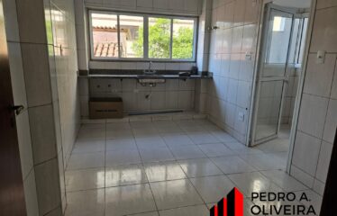 Apartamento 02 dormitórios e 85m² de área útil no centro de Serra Negra – SP